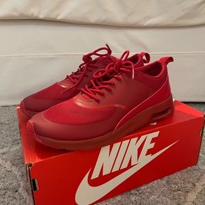 Nike Air Max Thea Size 6.5